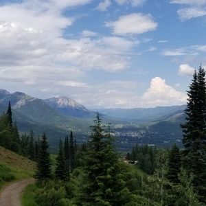 Meet your Posher, Bethany